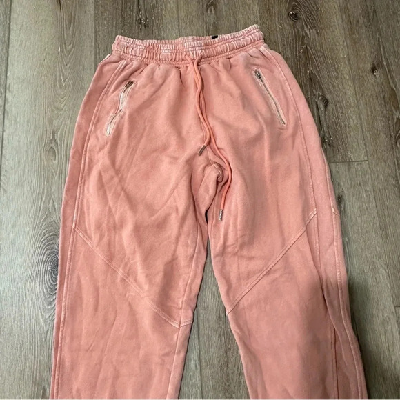 BLANK NYC Power Hour Sweatpants Acid Wash Salmon French Terry Jogger Sz S NWT - Picture 3 of 8